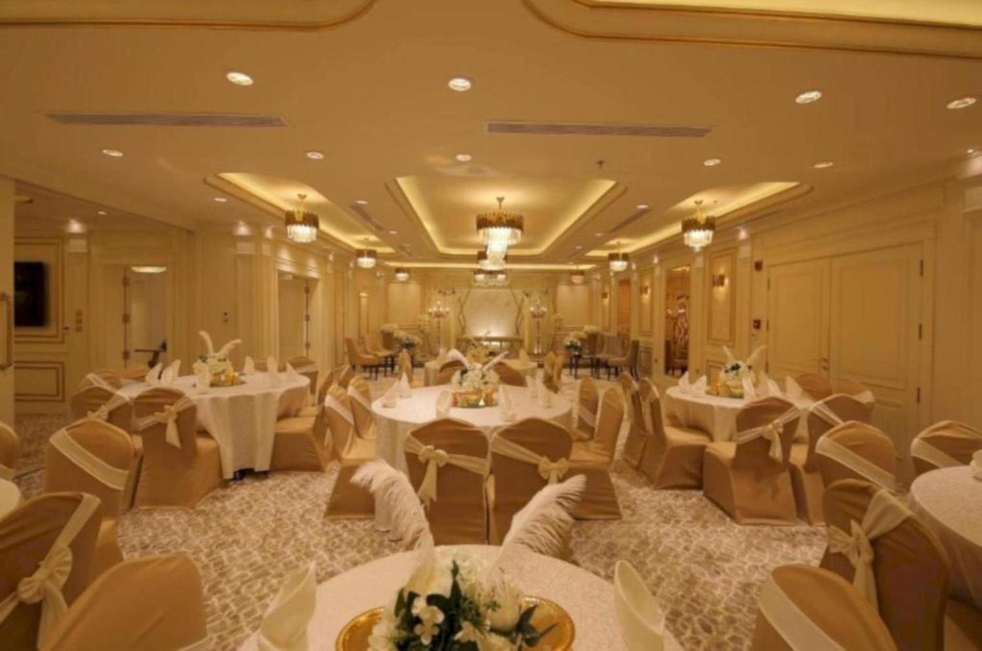 Mirage Hotel Джеда Екстериор снимка